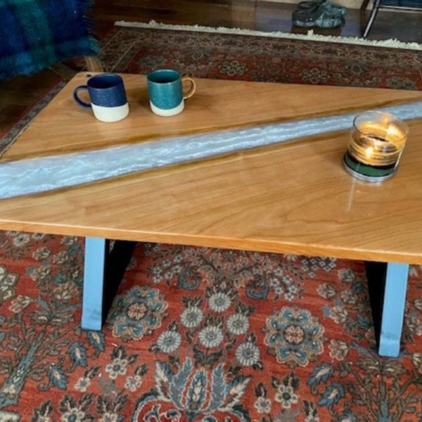 white-river-real-wood-coffee-table-epoxy-resin