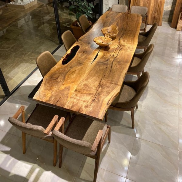 live-edge-wood-dining-table-in-rustic-look