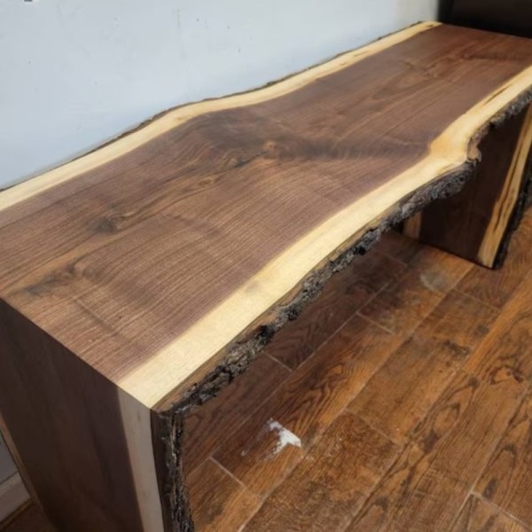 timber-glow-black-epoxy-resin-solid-wood-console-table